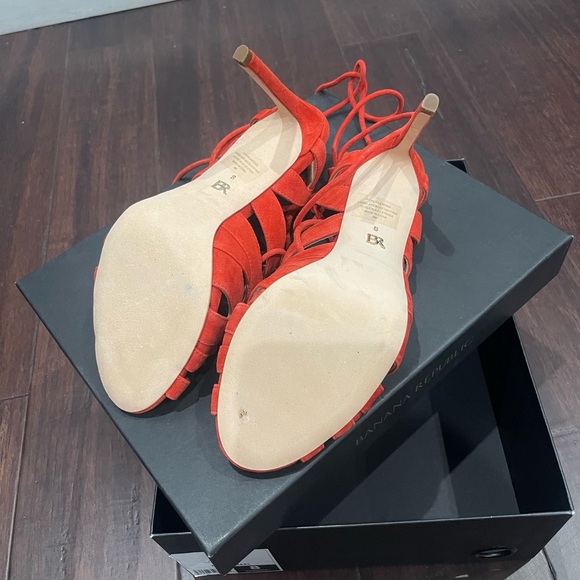 Banana Republic Suede Jenne Heel - Dune Red - Picture 3 of 4